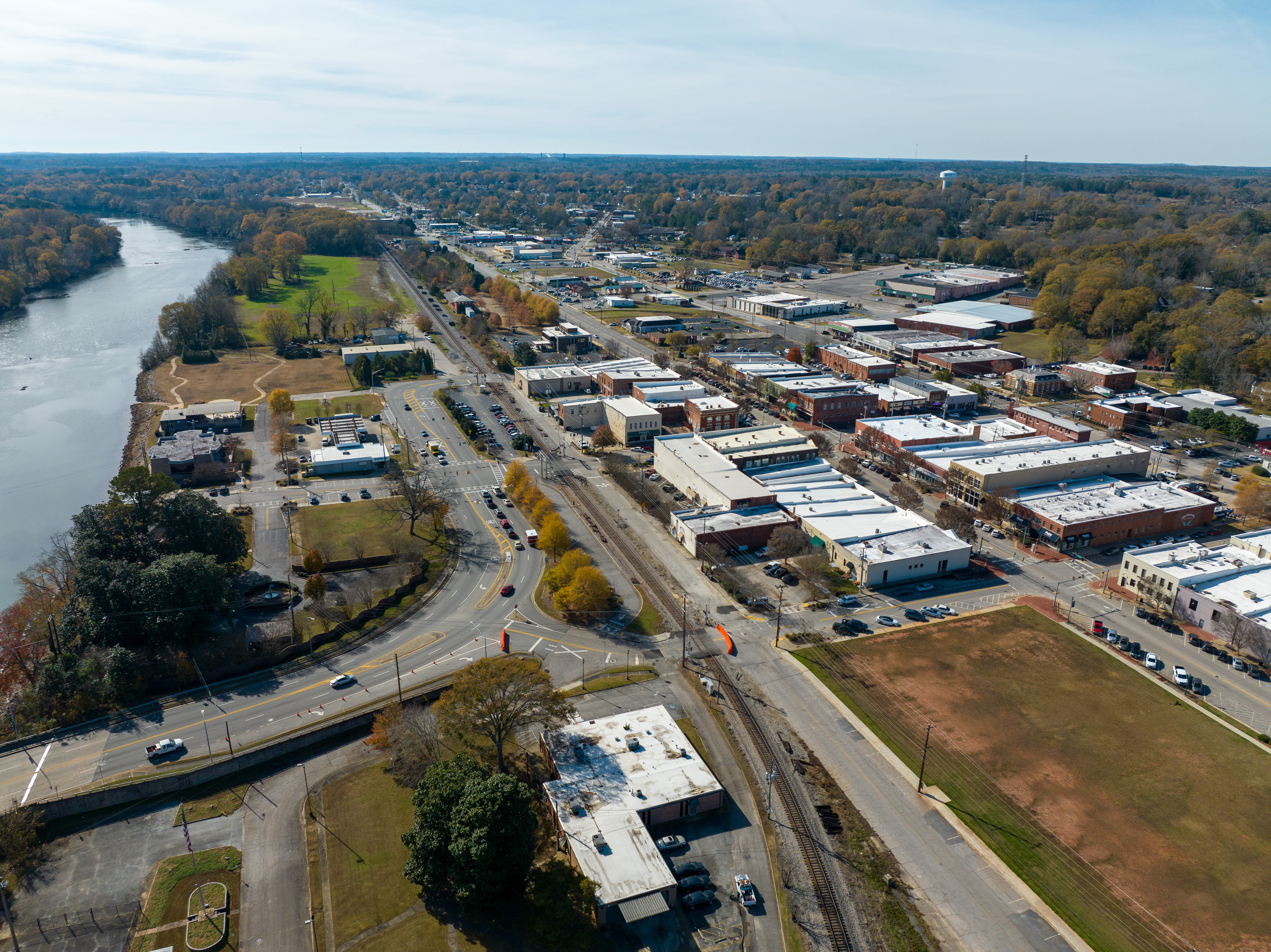 Downtown and Kia access